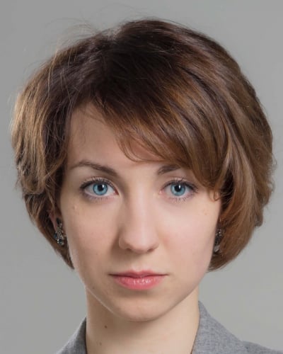 alina---grey-gradient.jpg