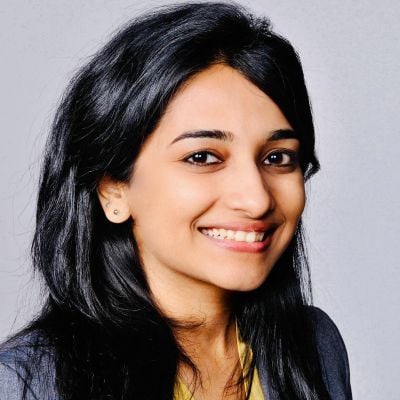 rakshana-headshot1.jpg